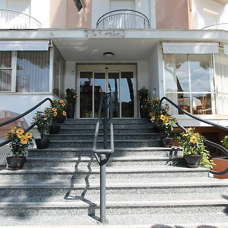 Hotel Escorial Cervia Luaran gambar