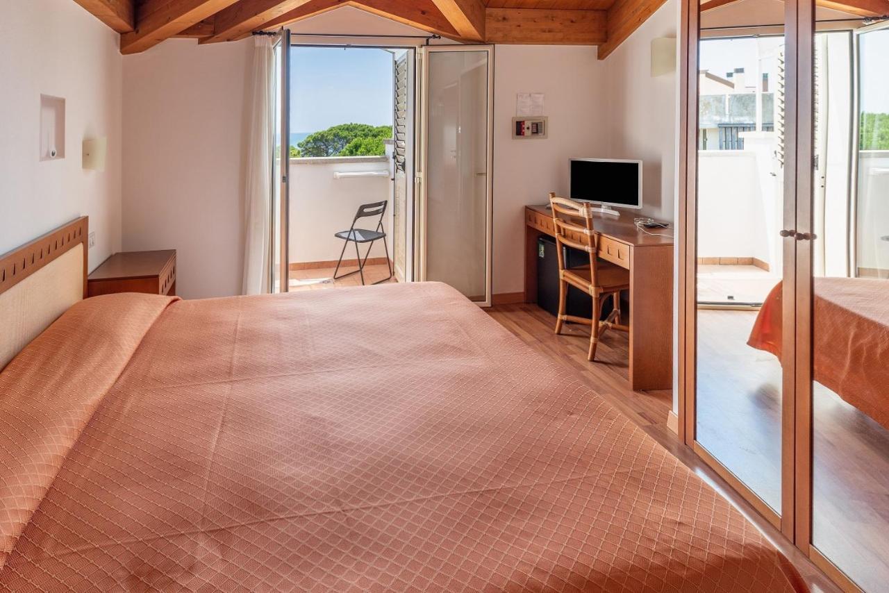 Hotel Escorial Cervia Luaran gambar