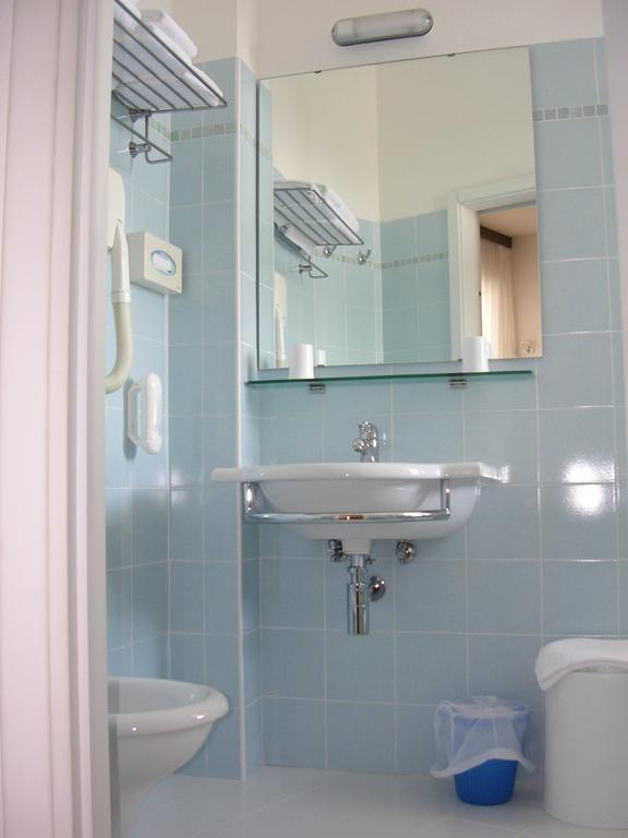 Hotel Escorial Cervia Bilik gambar